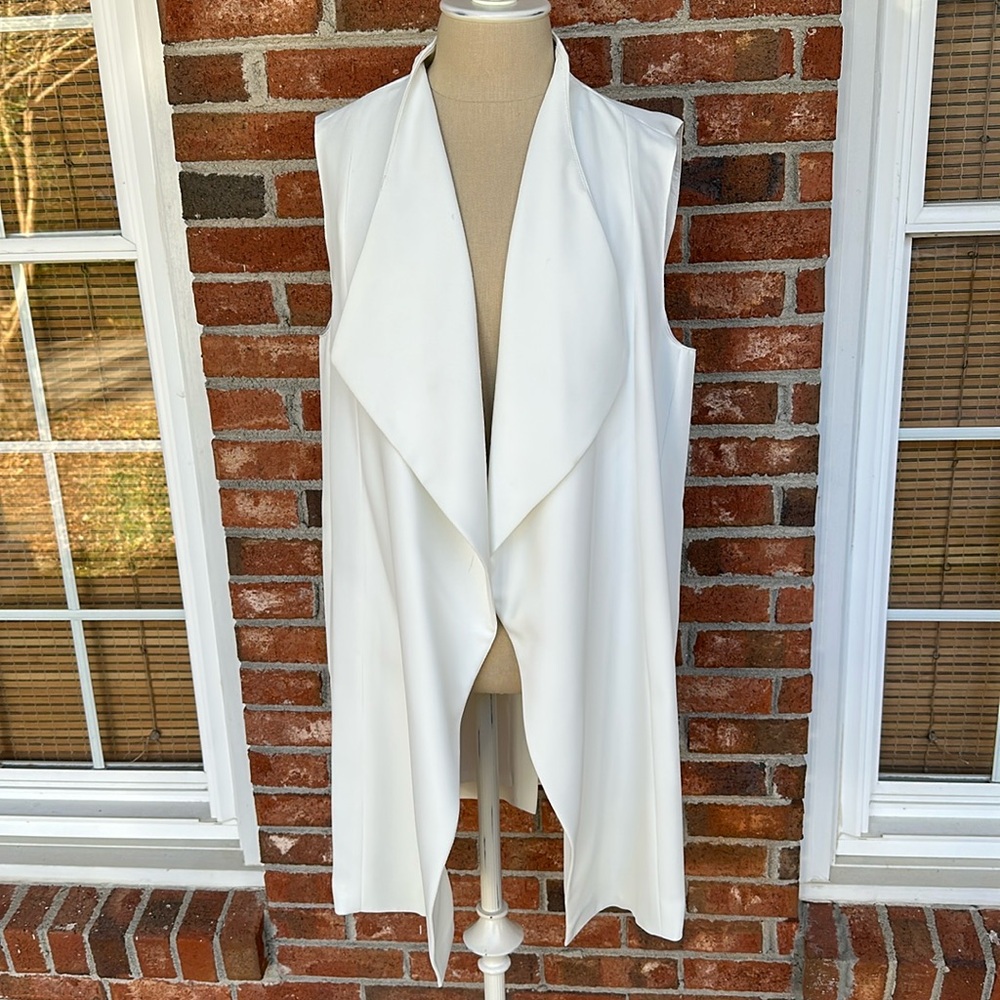 Vince Long Drape Crepe Vest With Tie